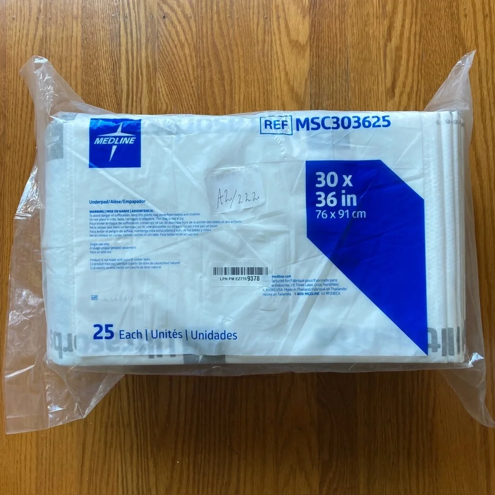 Pack of 25 Medline Ultrasorbs Disposable Bed Pads 30" x 36" MSC303625 - Picture 1 of 8